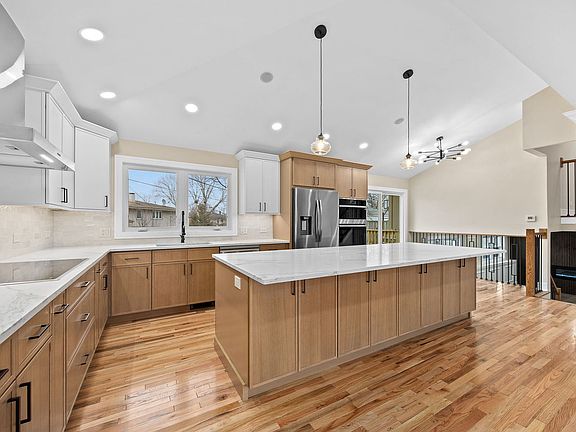 3rd image of 8651 Kean Ave