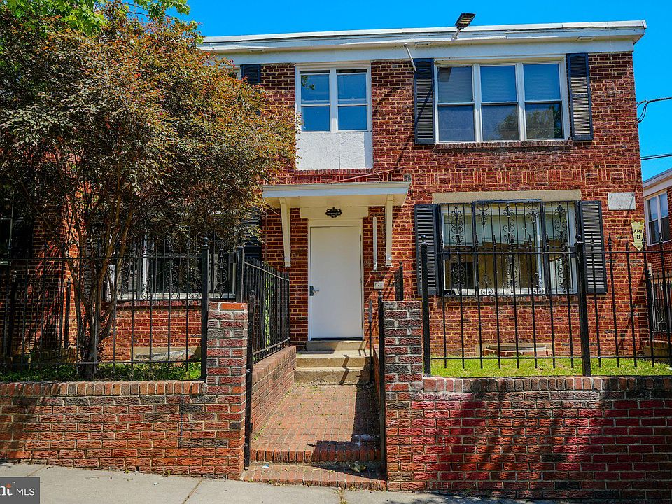 1st image of 59 Galveston Pl SW #4