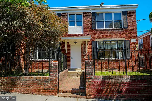 59 Galveston Pl SW #4 Photo 1