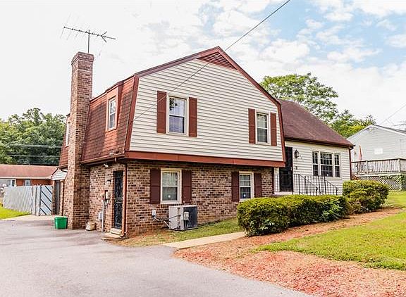 2nd image of 3301 Irvington St