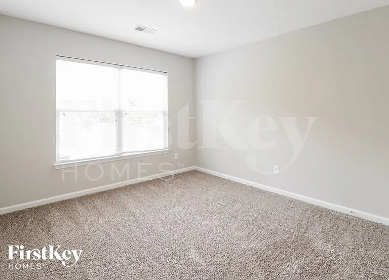 2815 Pottinger Dr — Photo 12