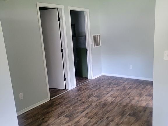 3rd image of 428 Bucks Lair Ct #428