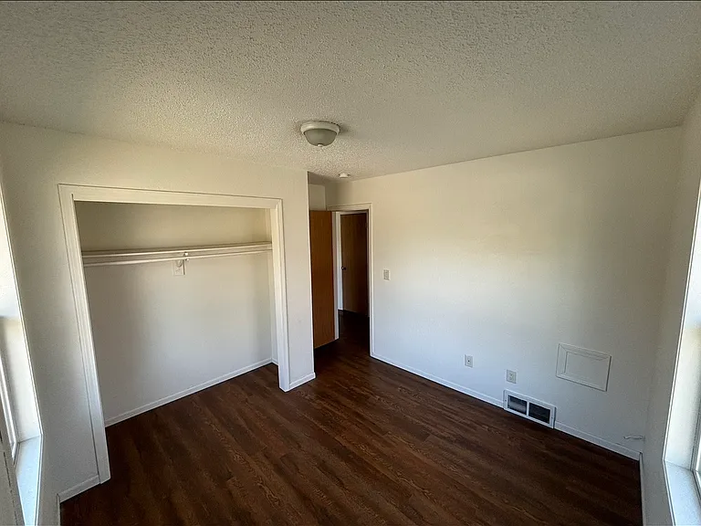 625 Race St #2 — Photo 5