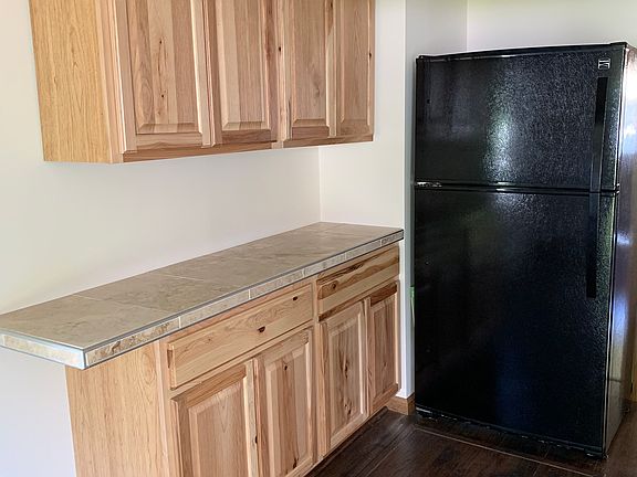 3rd image of 32 Alden Ave