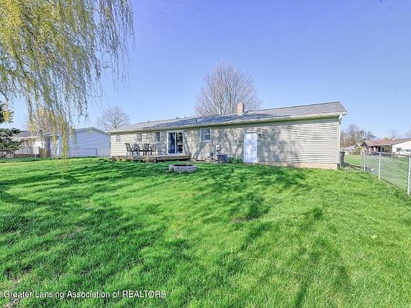 3rd image of 438 Bethel Dr