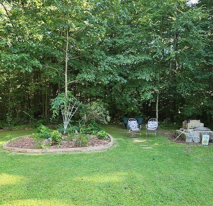 95 Honey Pot Rd, Westfield, MA 01085 Zillow