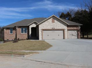 5278 E Wild Horse Dr, Springfield, MO 65802