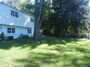 7 Laurie Rd, Cortlandt Manor, NY 10567