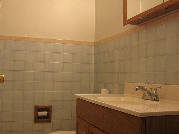 5th image of 2428 Tesh Dr