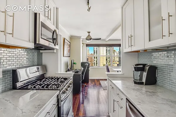 Sold by Compass | media 14