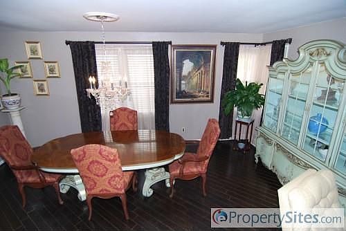 2nd image of 1013 Highland Ave