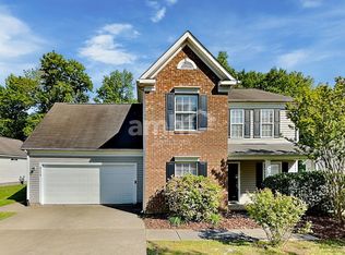 6118 Goldenfield Dr, Charlotte, NC 28269