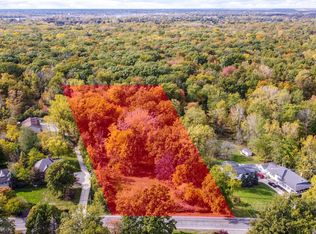 26674 E River Rd, Grosse Ile, MI 48138