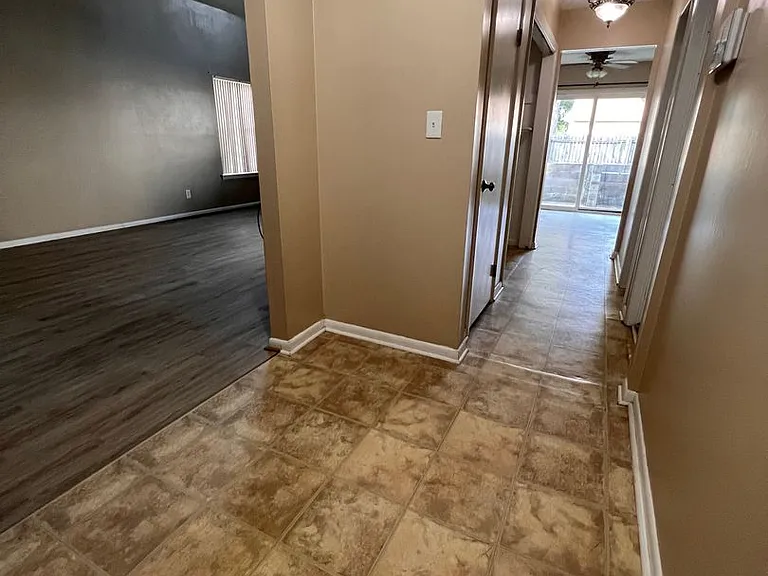 5742 Simon St — Photo 2