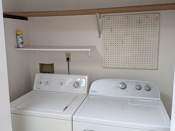 4th image of 7806 51st Ave NE #B