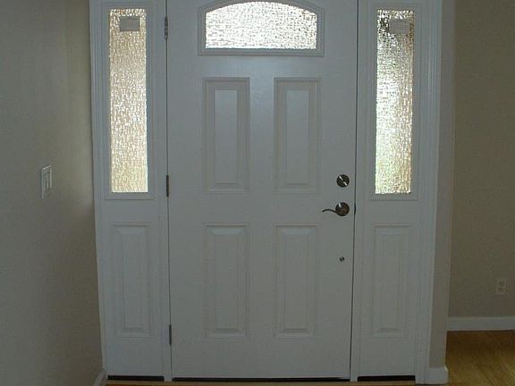3rd image of 3974 Yolo Dr