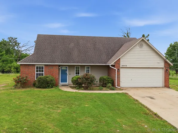 18952 Savage Ct, Collinsville, OK 74021