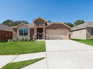 153 Asheville St, Azle, TX 76020