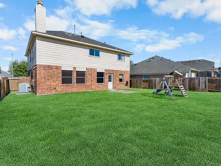 7419 Chathan Glen Ln — Photo 46