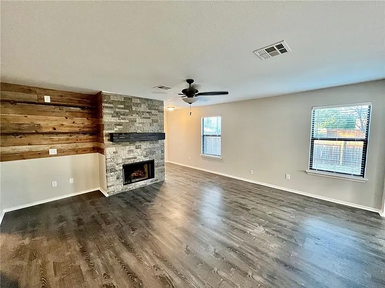 3401 Nocona Cv — Photo 3