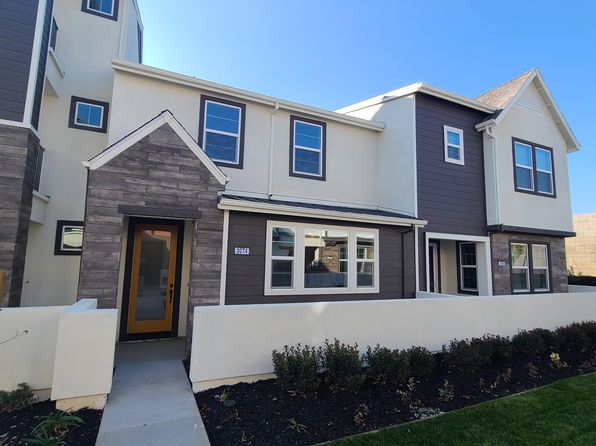 3074 Silvermist Walk