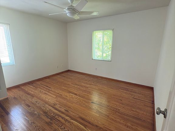 4th image of 4311 Orchard Ave
