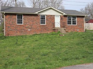 204 Hinton Ave, Scottsville, KY 42164