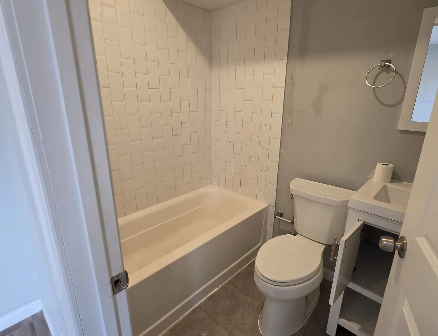 1 bed, $1,840 — Photo 4
