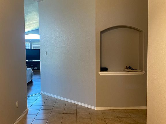 5th image of 5611 Stonehaven Dr