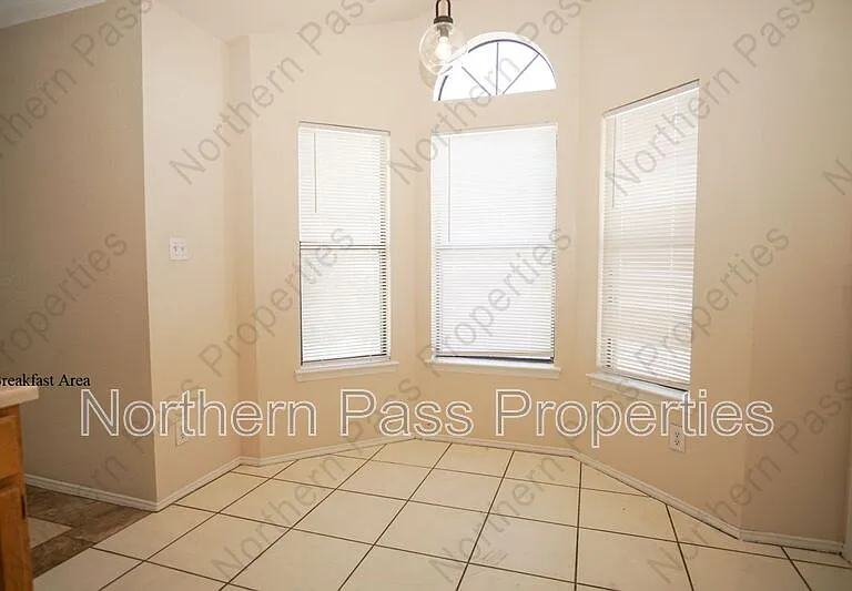 424 Cutler Pl — Photo 8