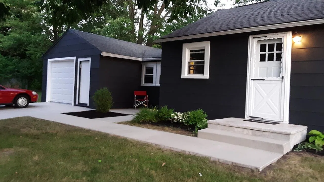619 Benhoy Ave — Photo 3