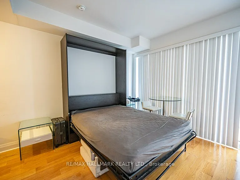 1080 Bay St #1507 — Photo 7