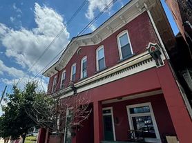 516 3rd Ave, New Brighton, PA