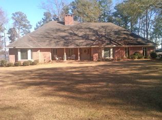 564 Inlet Rd, Eufaula, AL 36027