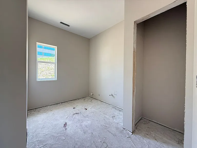 5259 N River Blvd NE — Photo 17