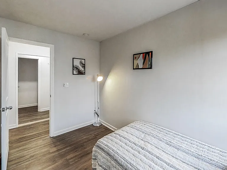 Lotus Ave NW — Photo 2