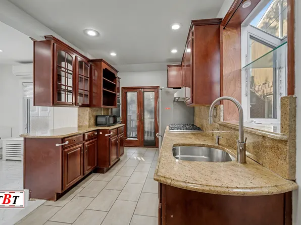 1836 East 27th Street image 13 of 34