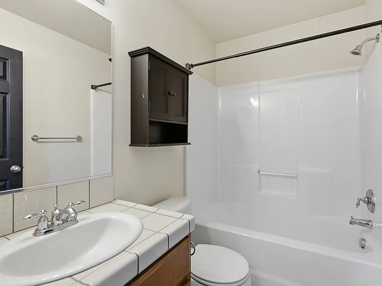 7610 S Dour St — Photo 16