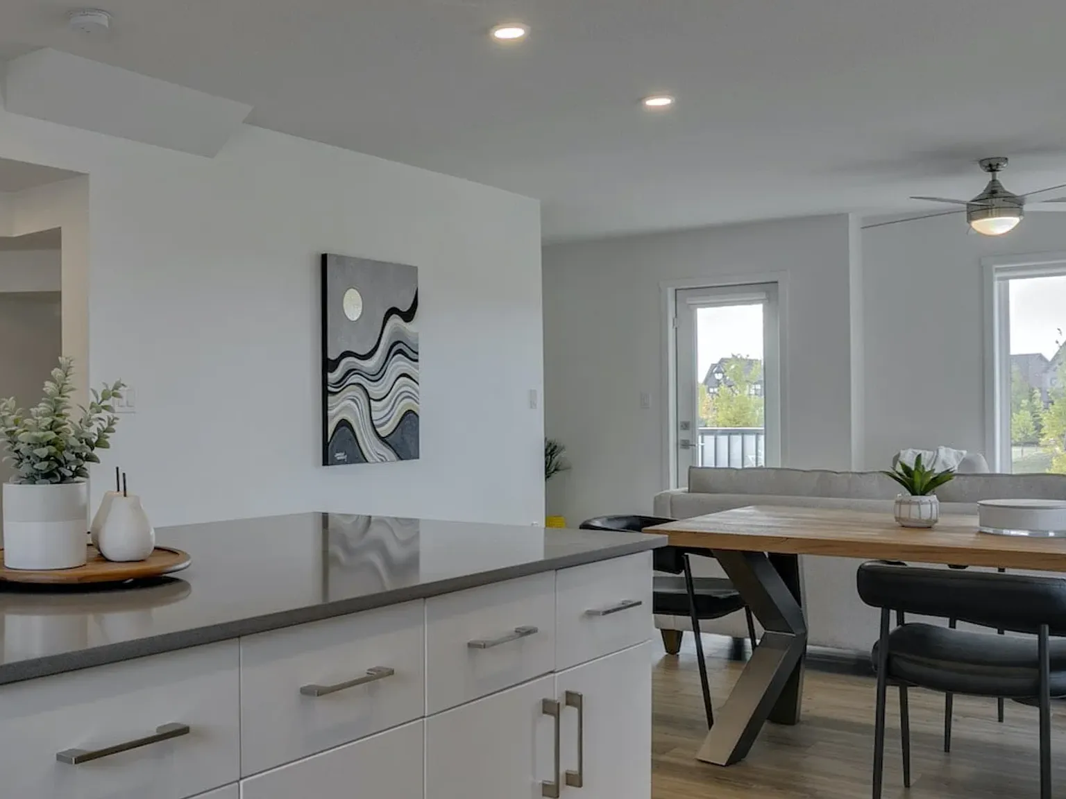 VUE at Creekwood — Photo 4