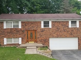147 Pinevilla Dr, Beckley, WV 25801