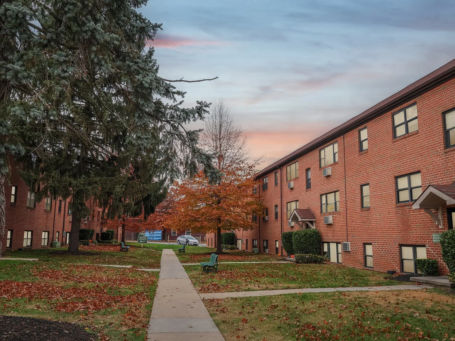 Springfield Green Apartments — Photo 2
