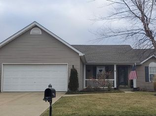 4 Princess Grace Ct, O'Fallon, MO 63366