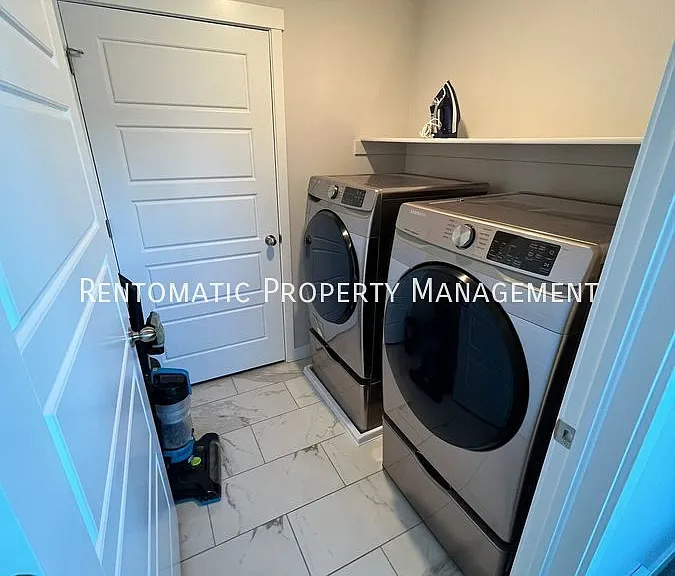 5931 W Lake Ave — Photo 15