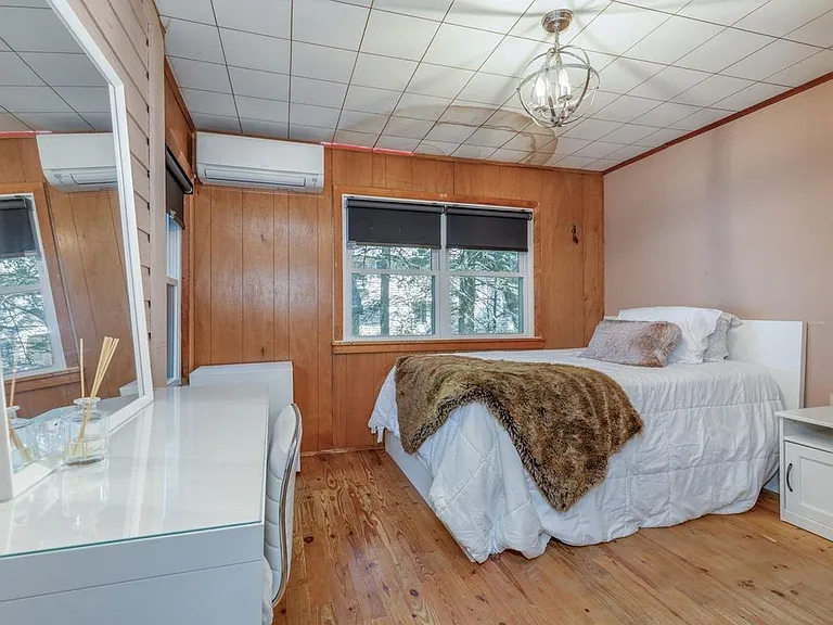 8 Frost Rd — Photo 22