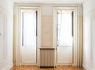 909 Bedford Ave, Brooklyn, NY 11205
