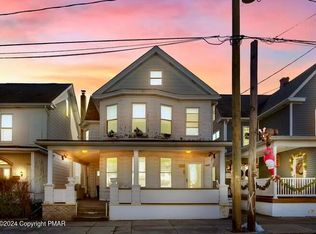 143 E Hazard St, Summit Hill, PA 18250