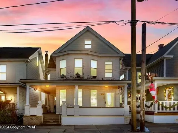 143 E Hazard St, Summit Hill, PA 18250