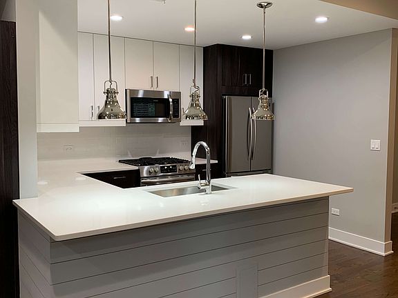 2nd image of 4456 N Kedzie Ave #4458-3F