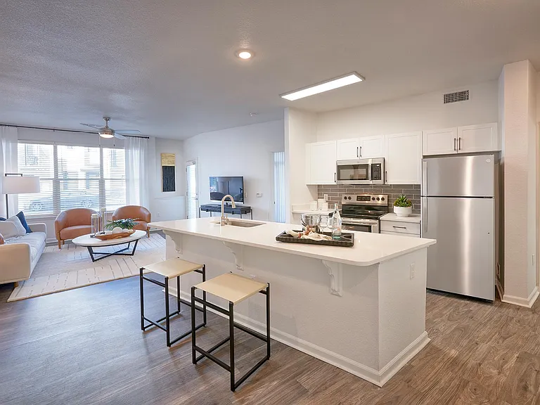 Arista Flats — Photo 24