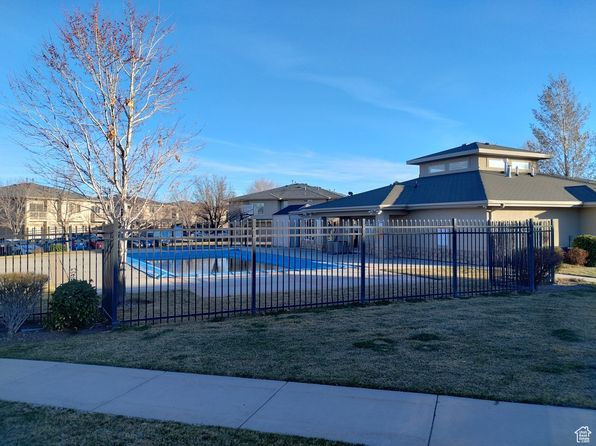 4903 W Stormy Dr, Herriman, UT 84096